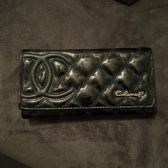 Black fashion wallet - Picture 1 of 7